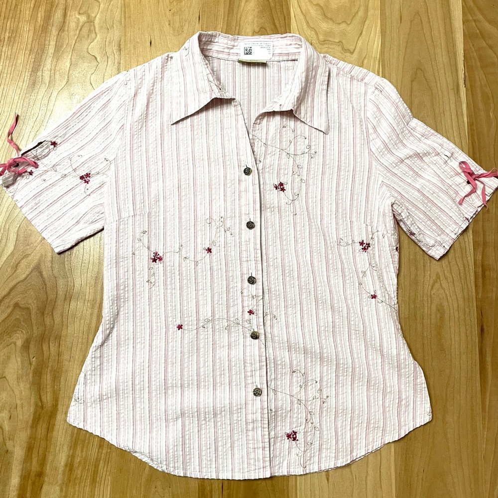 Landhaus C&A Naturally S Pink Striped Button-Up Shirt with Floral Embroidery Bow